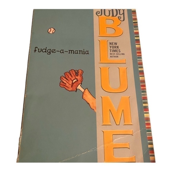 BOOKS -Judy Blume Paperback Books , Set Of Two - Picture 2 of 3